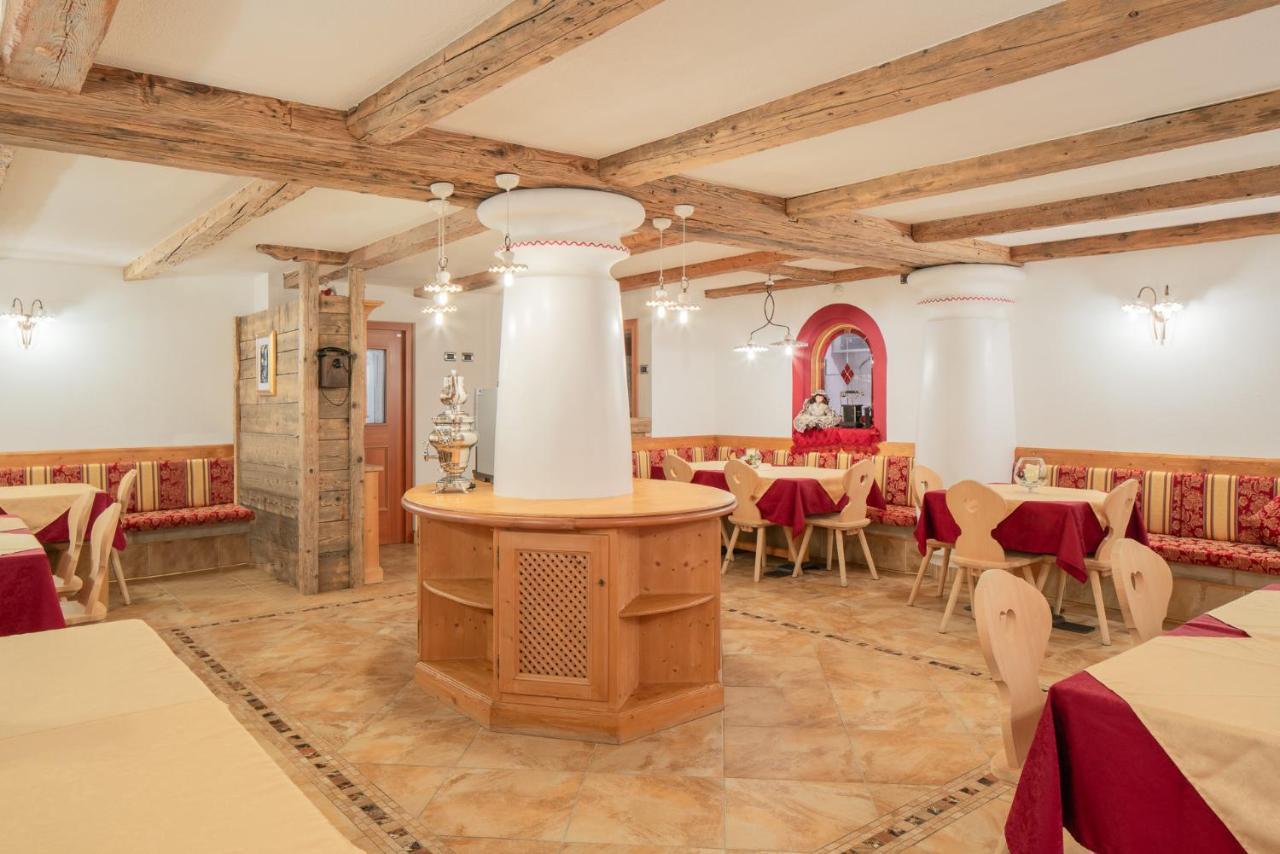 B&B Agriturismo Cesa Ciasates カナツェーイ エクステリア 写真